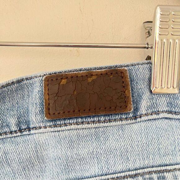 Lee Y2K Light Wash Relaxed Fit Straight Leg Denim Jeans - Picture 5 of 9